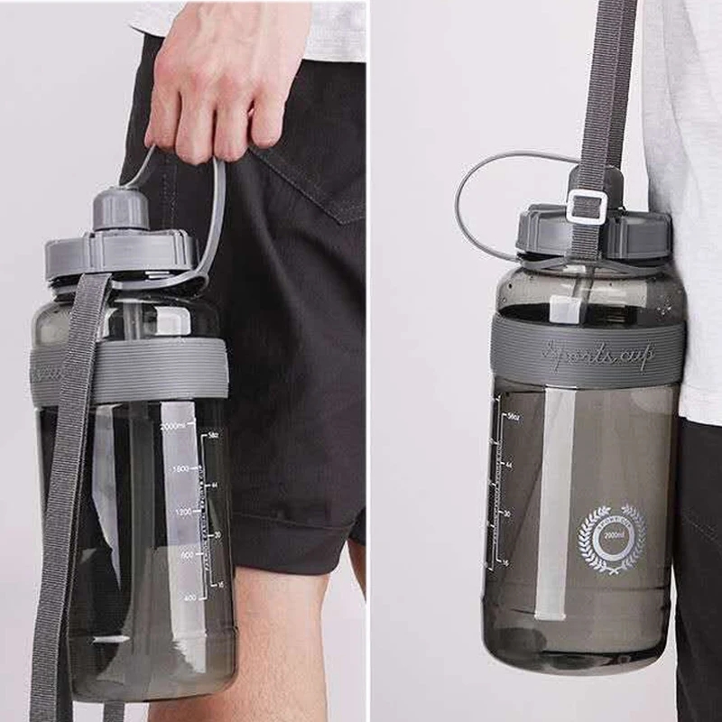 جديد الرياضة زجاجة ماء BPA الحرة زجاجة مياه شرب للرياضة مع القش 1L 2L البلاستيك زجاجة شرب مياة للمياه