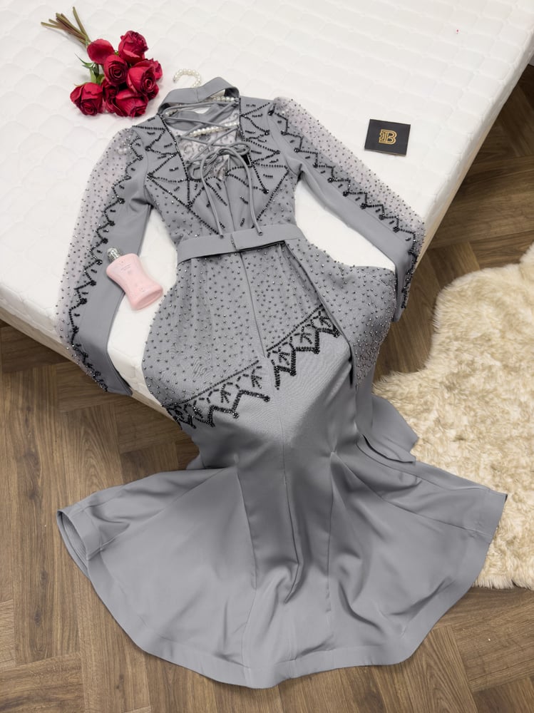 فساتين سهرة 2024