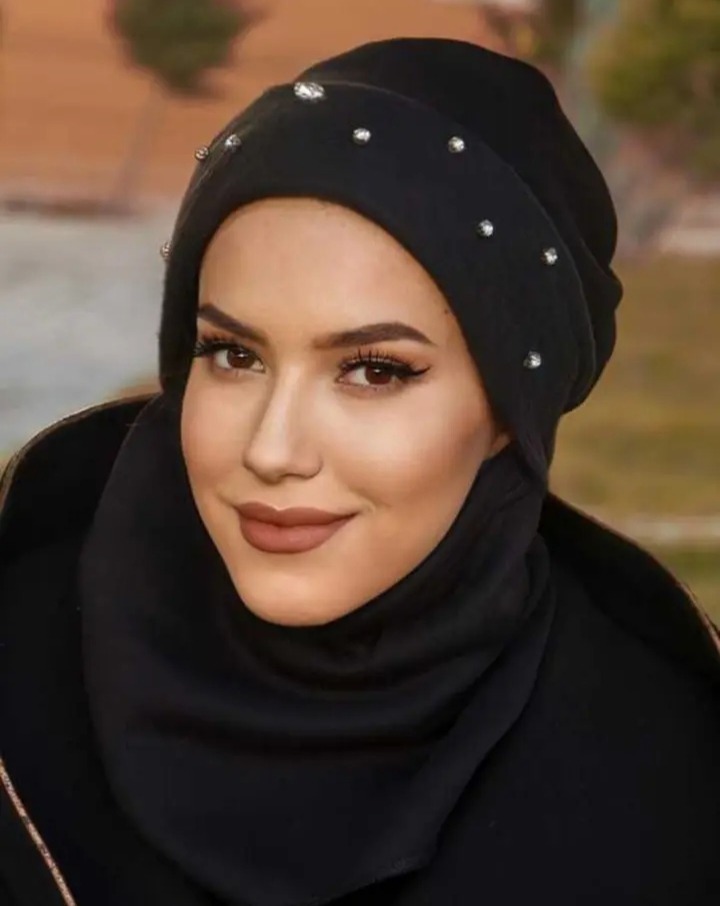 قبعة ملثمين مع الحجاب للنساء ، غطاء رأس غير رسمي ، حجاب إسلامي مريح ، معيار تركي وعربي ، إكسسوارات أنيقة
