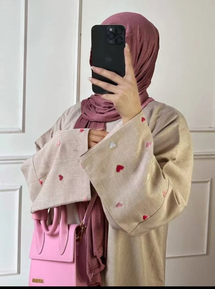 عبايه اسلاميه مطرزه انيقه