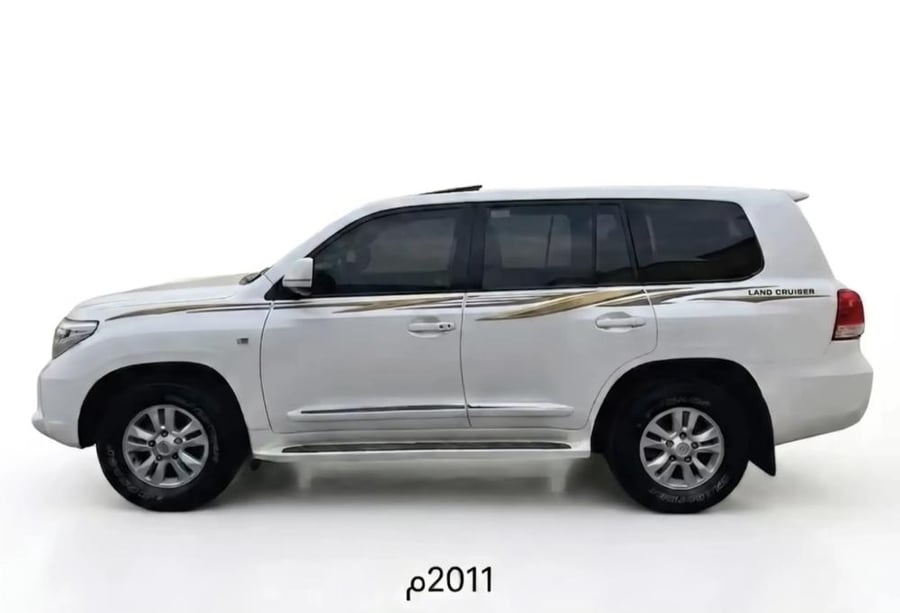 خط لاندكروزر 2011 اصلي