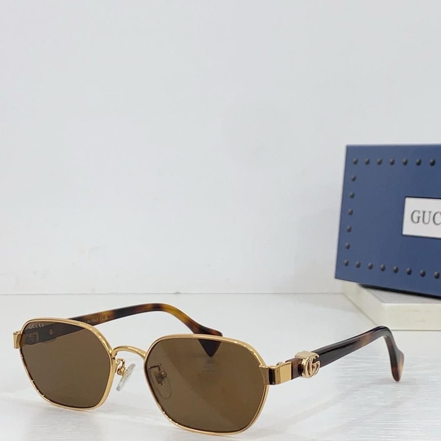 نظارة Gucci ماستر