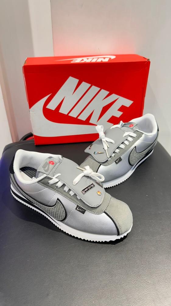 نايكي كورتيز (Nike Cortez
