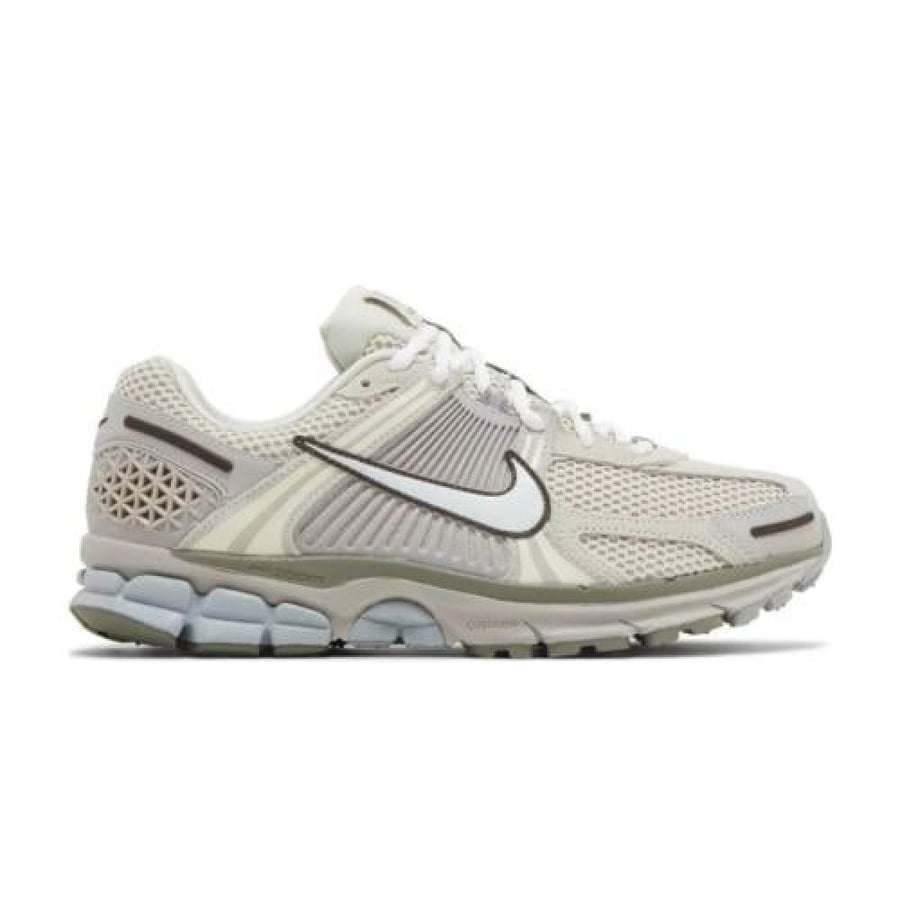 Nike Air Zoom Vomero 5