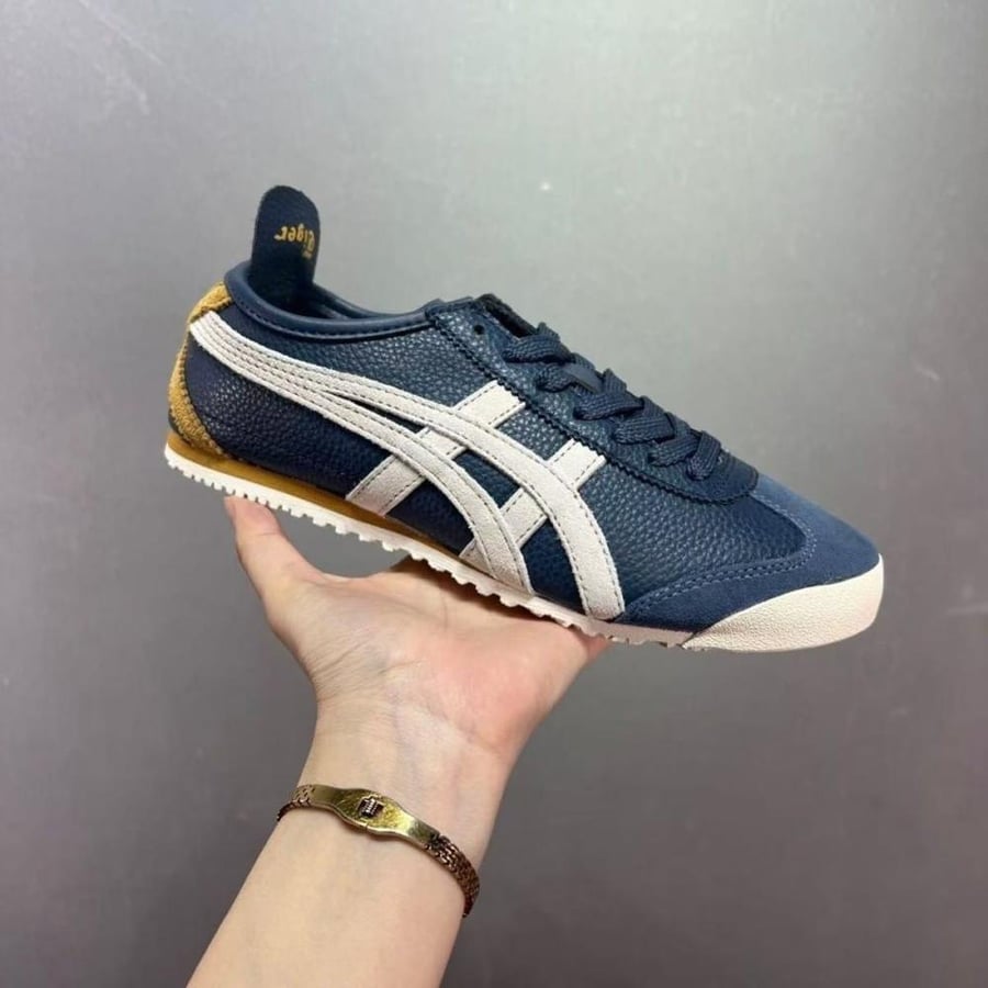 أونيتسوكا تايقر MEXICO 66 حذاء SILVER/OFF WHITE