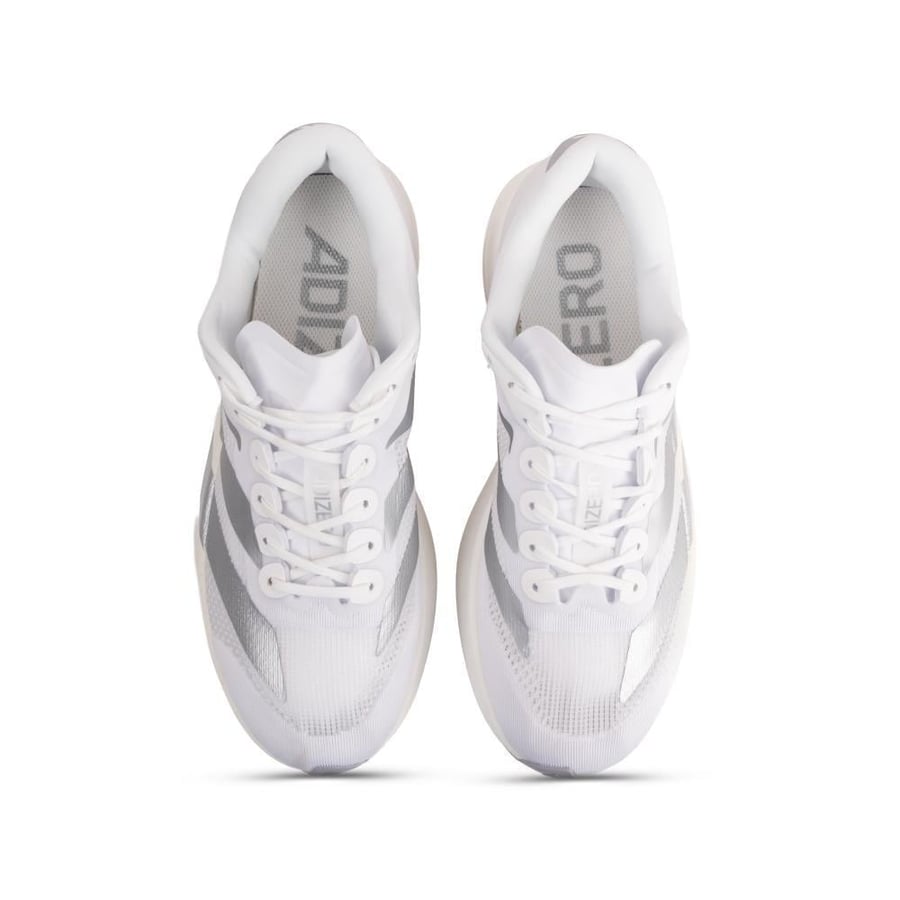 أديداس Adizero EVO SL.