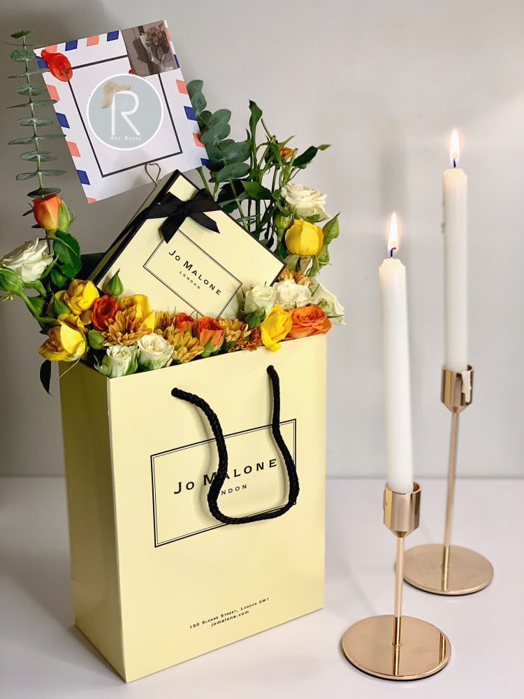معطر سيارة