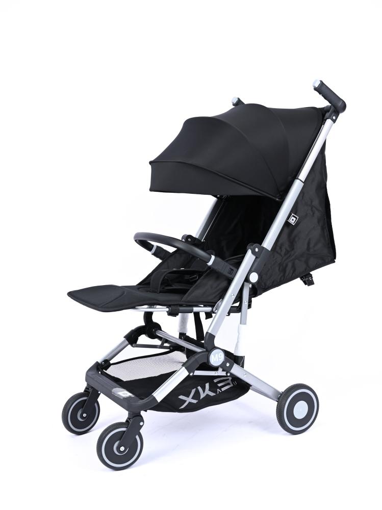 Lightweight foldable children's car
