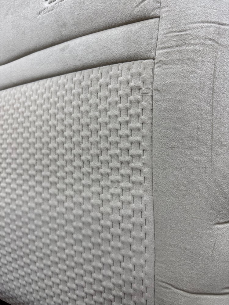 تلبيسة مقاعد السيارة جاهزة من (قماش) والظهر الخلفي وصلتين متوافق مع (كامري) 2012-2017