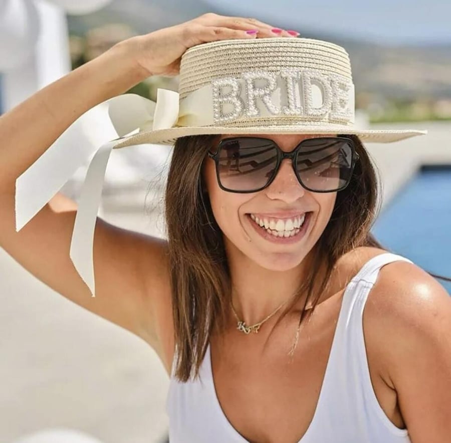 قبعة العروسه Bride