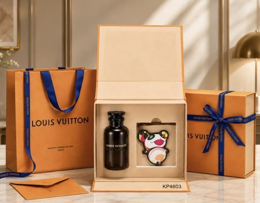 عطر Lv شامل الملحقات