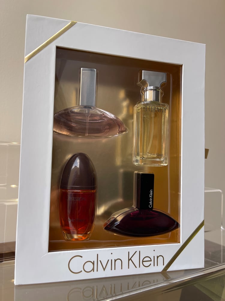 Calvin Klein perfume box, 4 perfumes, 15ml