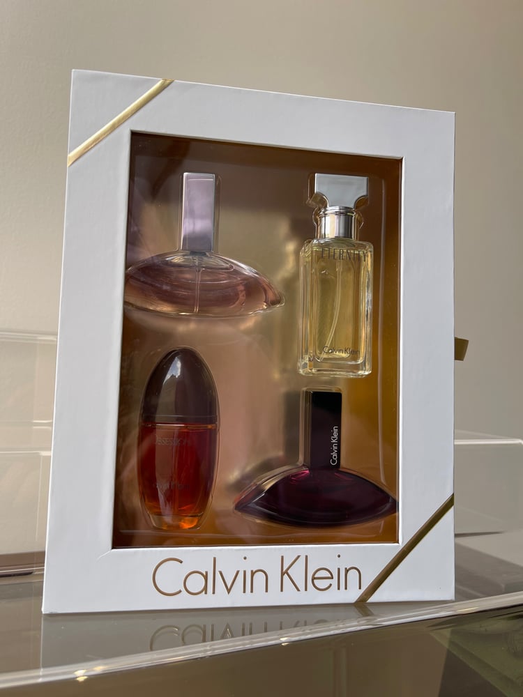 Calvin Klein perfume box, 4 perfumes, 15ml