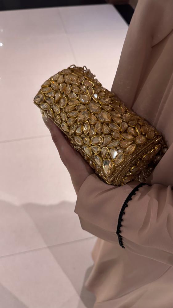 كرستاله ذهبي