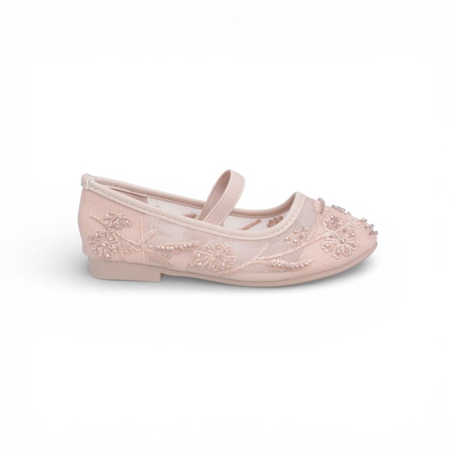 Girls' shoes