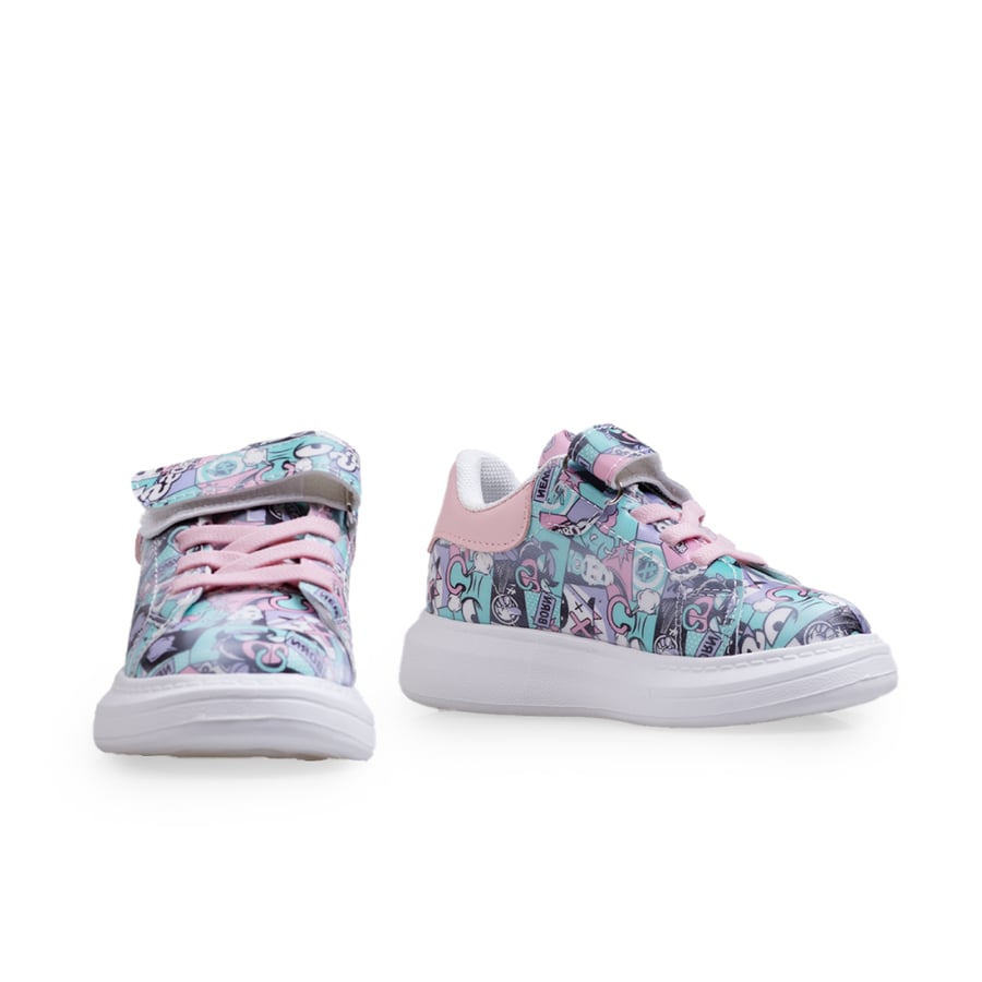 Girls' shoes