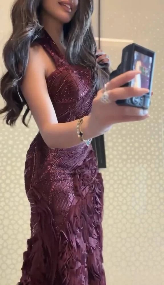 فستان عنابي   طويل