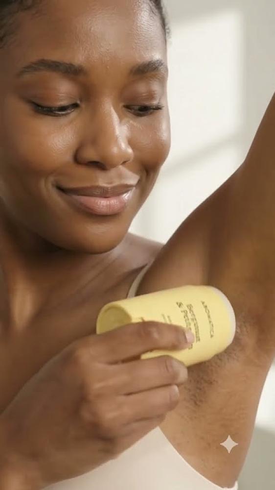 AROMATICA - Bergamot & Petitgrain Deodorant أروماتيكا - مزيل رائحة العرق الطبيعي بالبرغموت وعشب البيتيغرين لحماية 24 ساعة وتفتيح الإبط أروماتيكا - ستيك مزيل العرق النباتي المنعش بخلاصة الزيوت العطرية والخالي من الألومنيوم