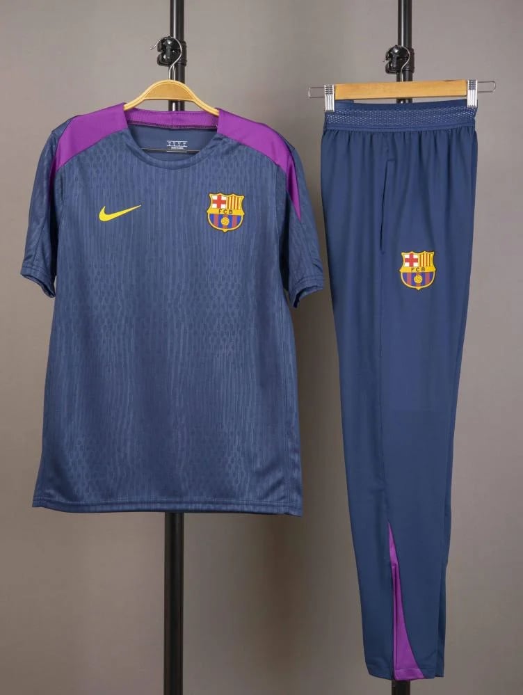 طقم تمارين برشلونه 2025/2026