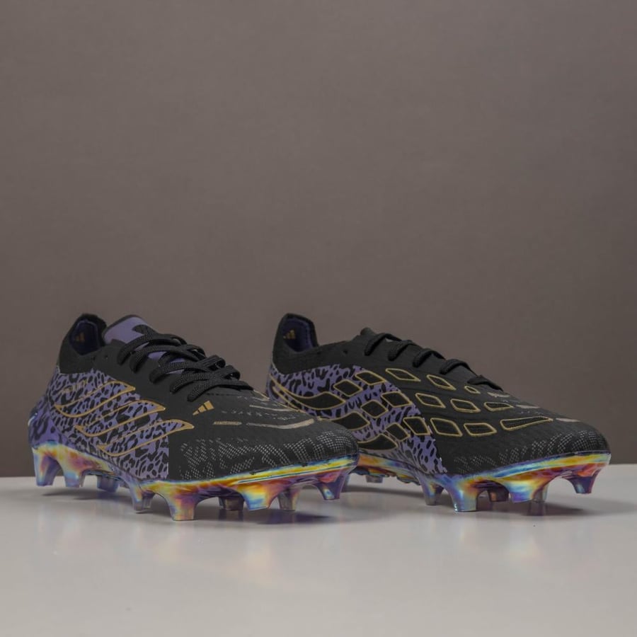 جزمة كرة قدم اطفال Adidas