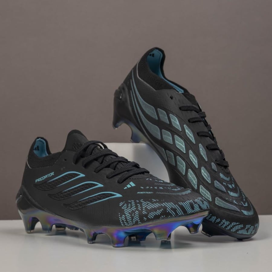 جزمة كرة قدم اطفال Adidas