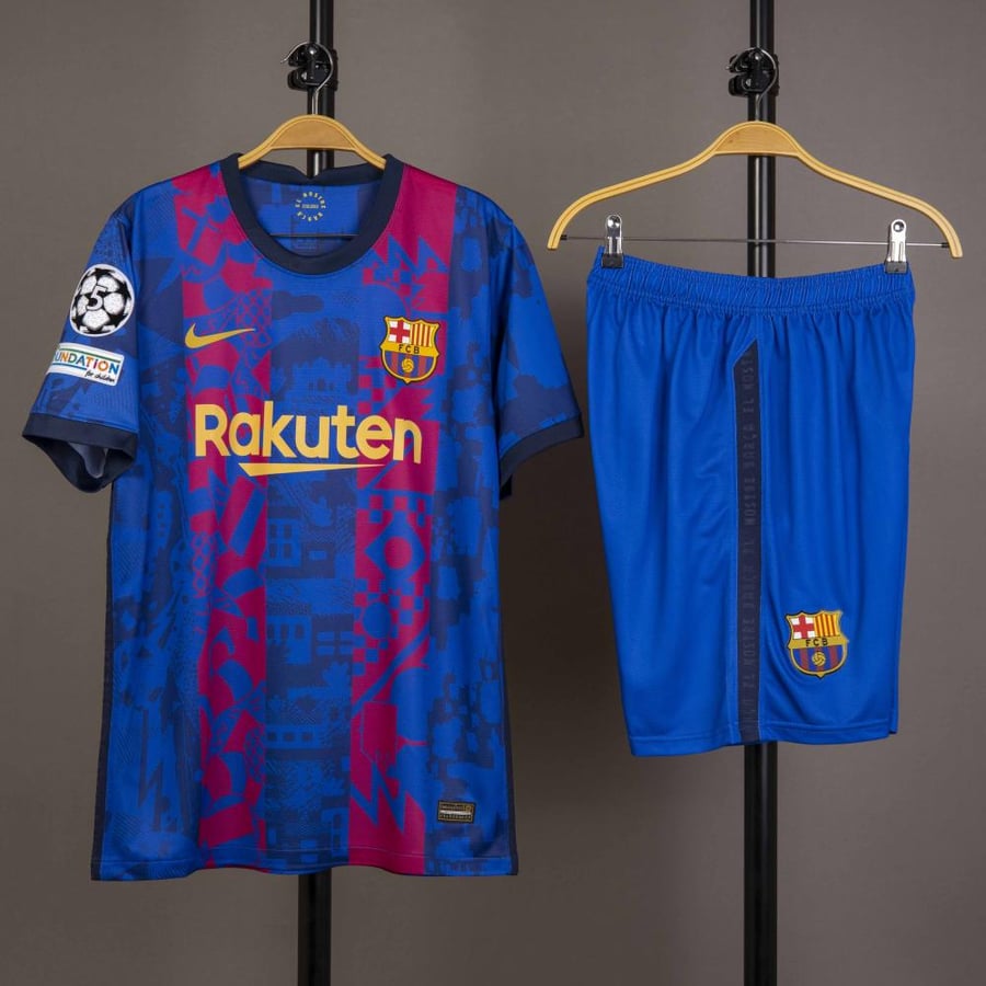 طقم برشلونة الاحتياطي