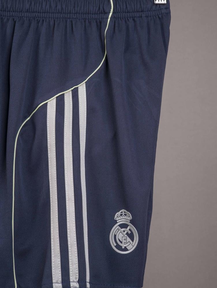 طقم ريال مدريد الاحتياطي اطفال 2025/2026