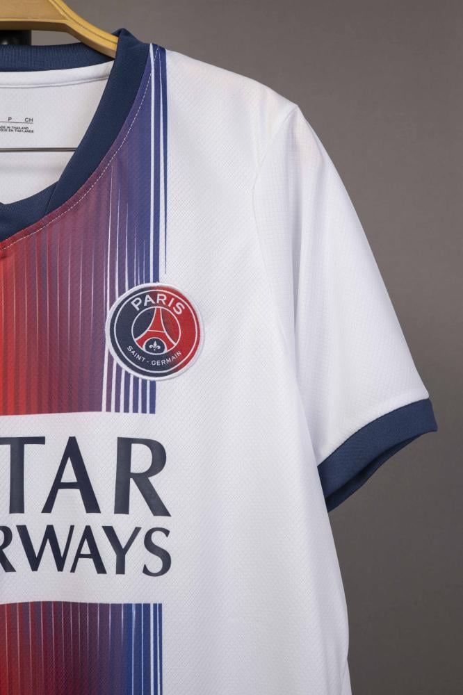 طقم باريس الاحتياطي 2026/2027