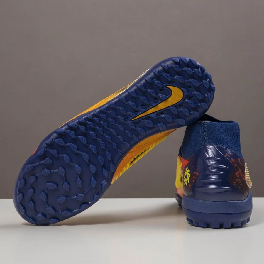 Nike soccer shoe