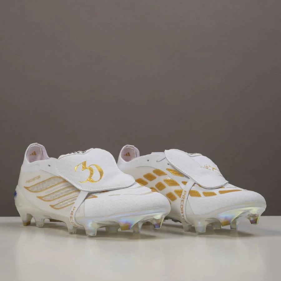 جزمة كرة قدم اطفال Adidas