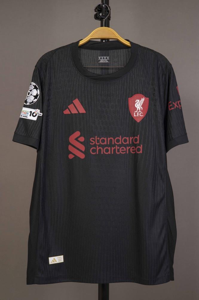 طقم ليفربول الاحتياطي 2025/2026