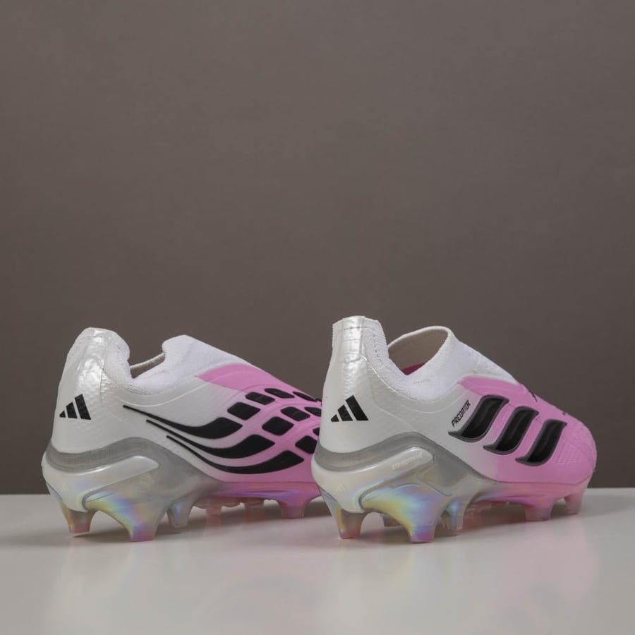 جزمة كرة قدم اطفال Adidas