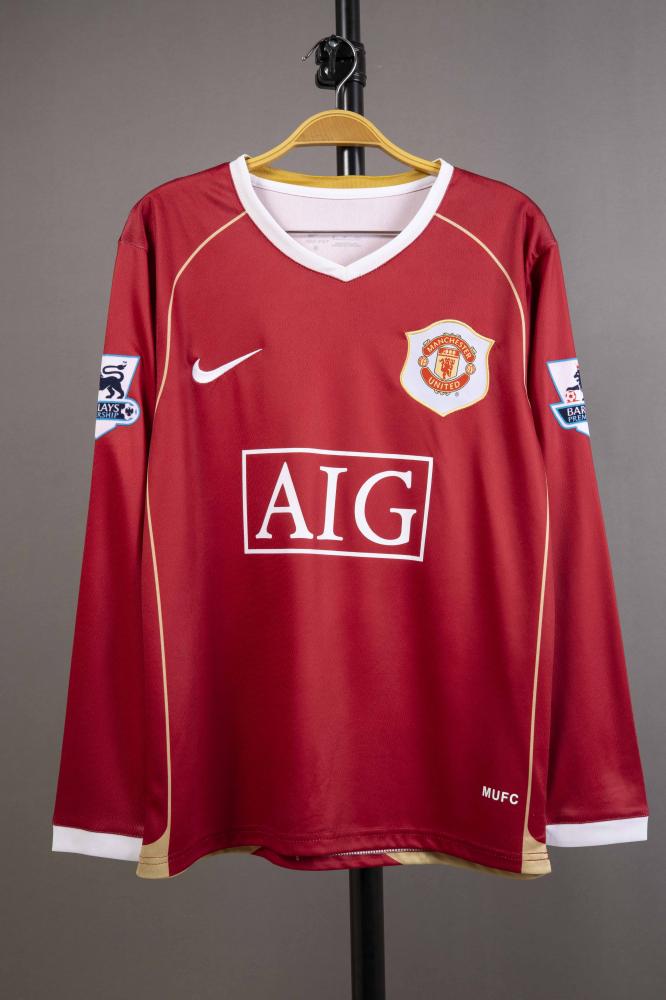 طقم مانشستر يونايتد 2007/2008 كم طويل