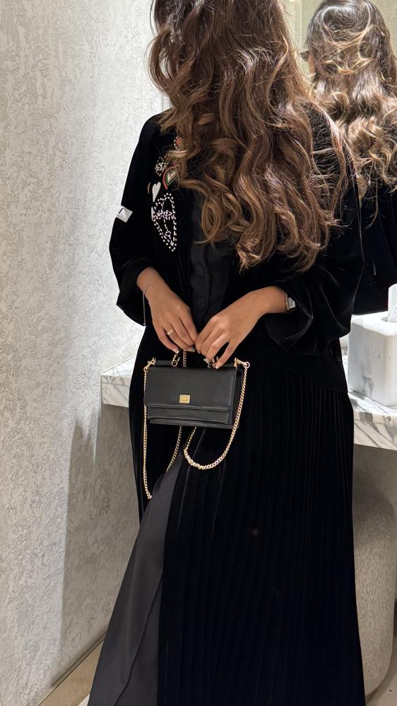 W17