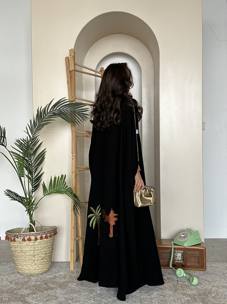 عباية مع طرحة Saudi