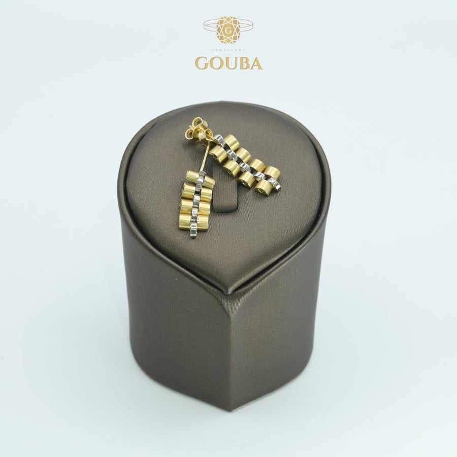 Earing 25