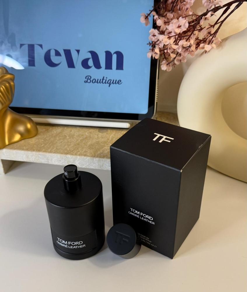 عطر امبر ليذر من توم فورد