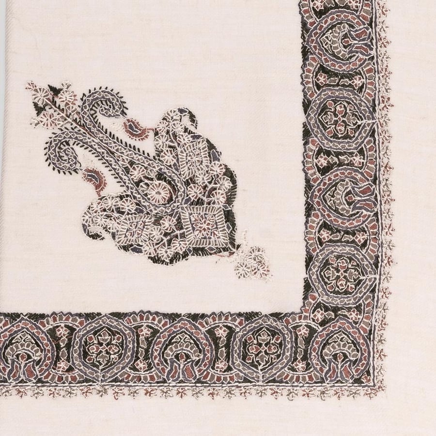 The horsemen's shawl, Indian, wide pattern, 204-07