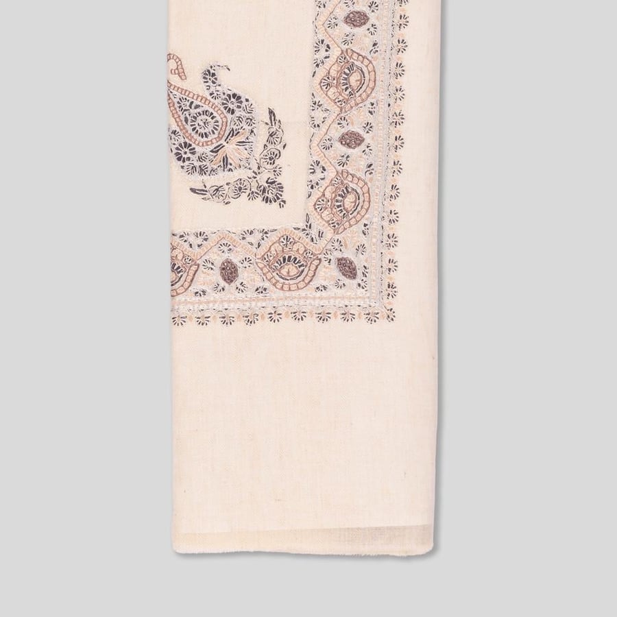 The horsemen's shawl Indian wide pattern 404-20