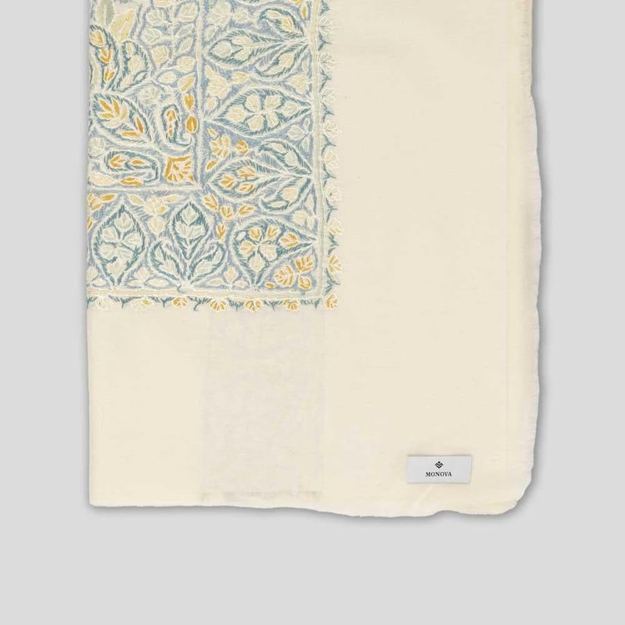 Monofa super shawl, wide pattern, M22