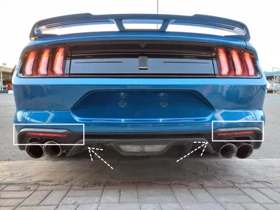 Rear bumper reflector set for Mustang 18-21