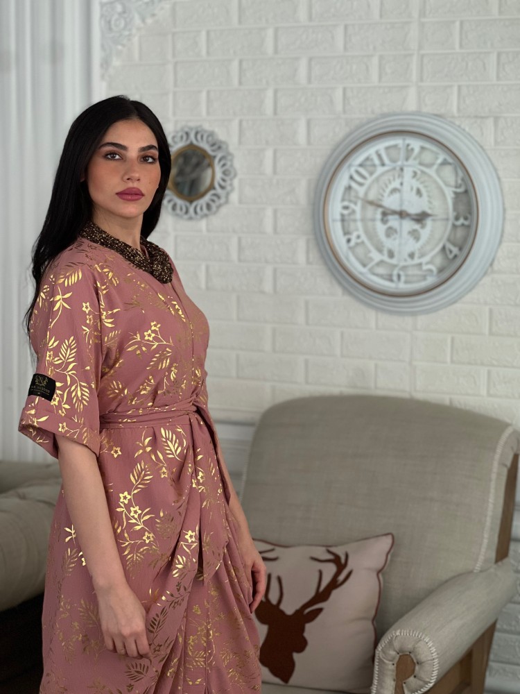 فستان درابيه بحزام عريض ولوقو دار نجود