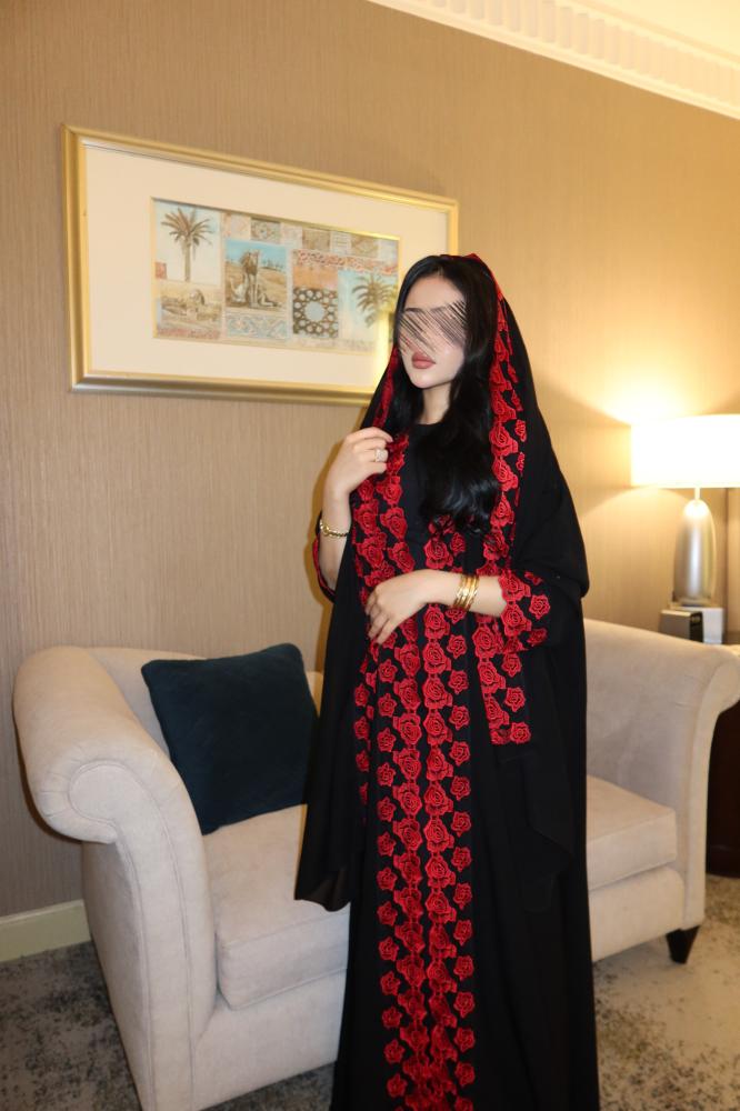 Alhnoof abaya