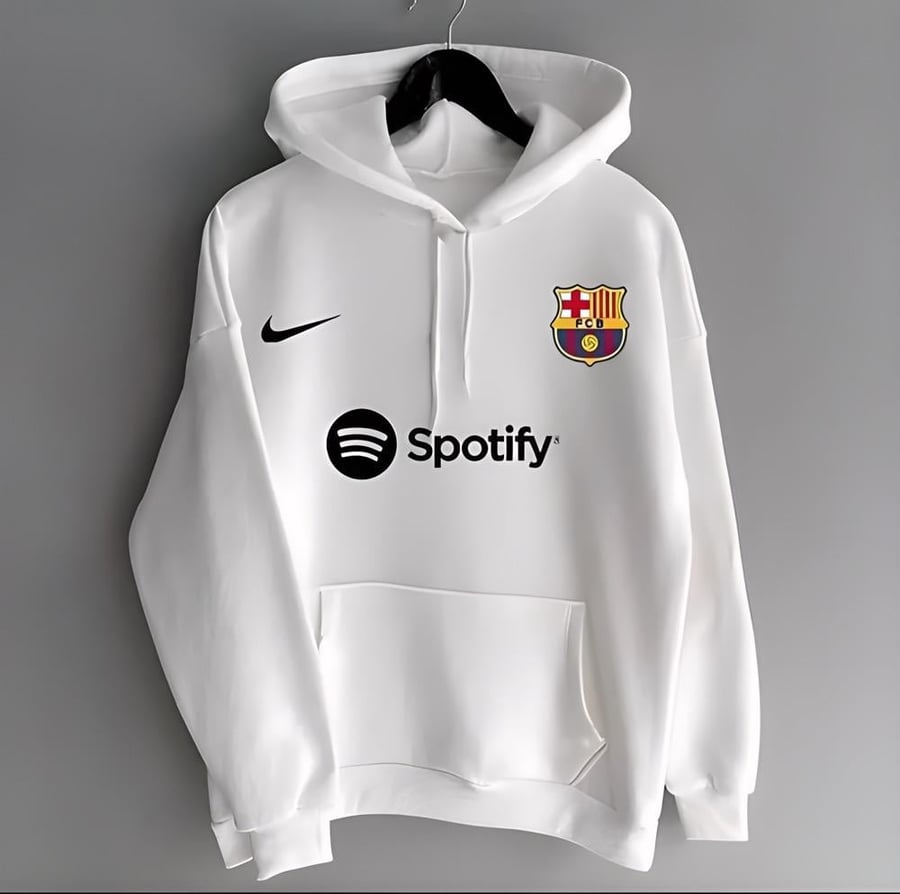 هودي برشلونة لون أبيض
