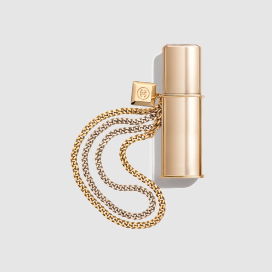 ميدالية  عطر غابرييل شانيل إيسنس
