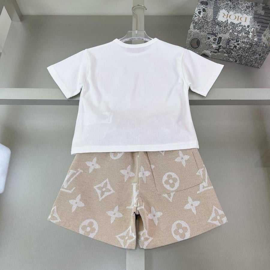 Children's set of two pieces, white and beige color