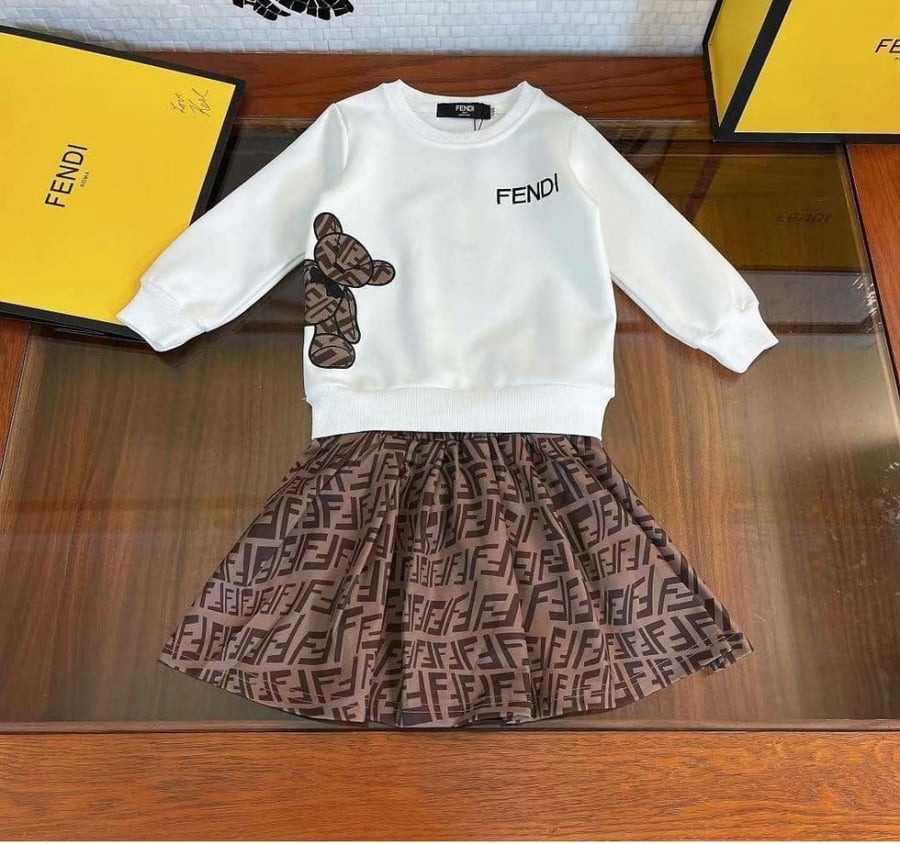 Girls' dress beautiful color brown