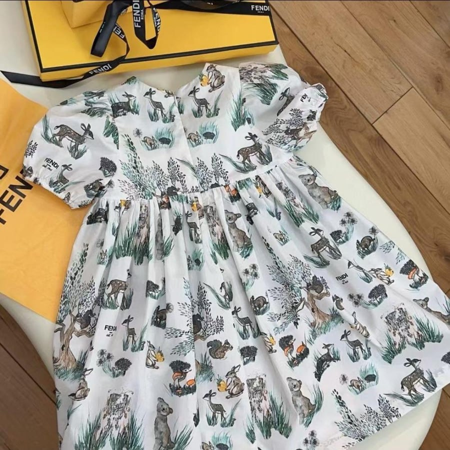 Girls' dress with beautiful prints