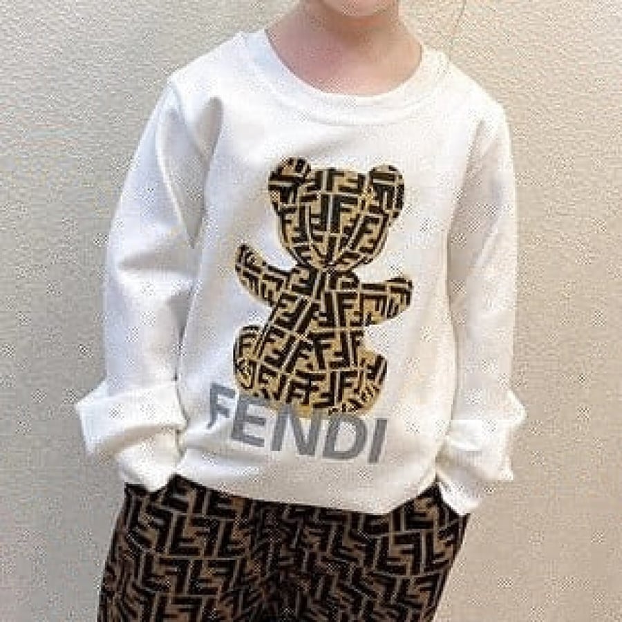 A two-piece set