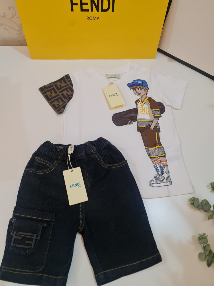 Elegant and luxurious children's set